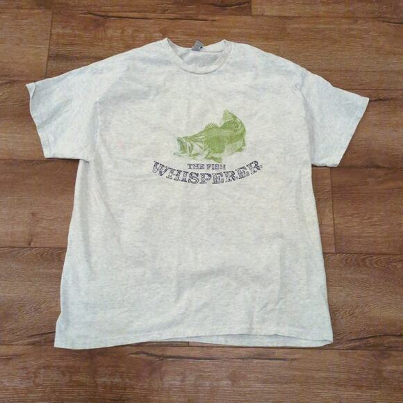 Gildan The Fish Whisperer Shirt Adult XL Fishing Vintage Style Retro Faded - Picture 1 of 6